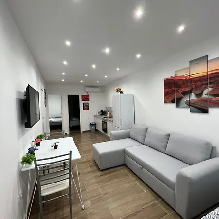 Casa Del Castillo Apartment *